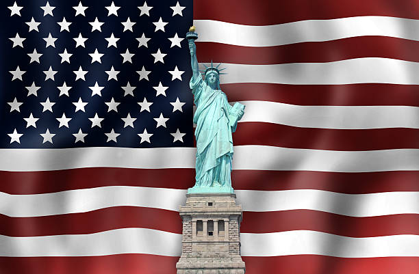 istock Unites States Flag Statue of Liberty Graphic Photo 484298078