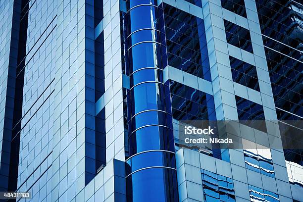 Foto de Arranhacéus Azuis e mais fotos de stock de Abu Dhabi - Abu Dhabi, Alumínio, Arquitetura