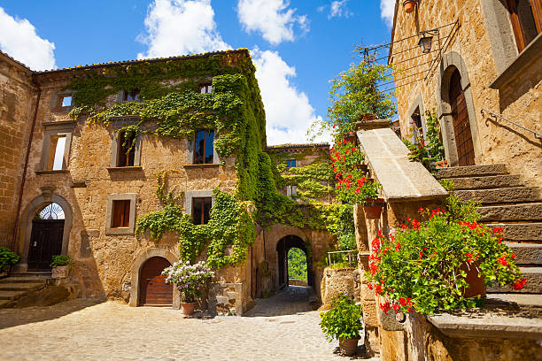 gates of bagnoregio - lazio stock-fotos und bilder