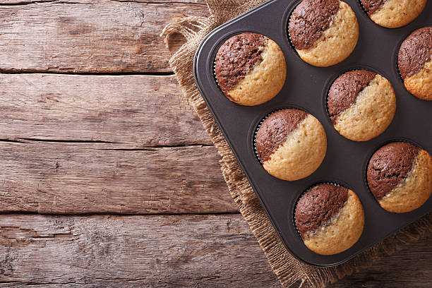 istock hot colorful cupcakes in a baking dish. horizontal top view 484315702