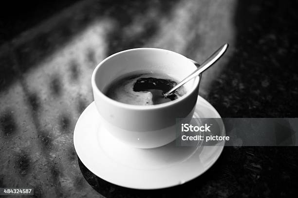 Lanchar - Fotografias de stock e mais imagens de Café - Bebida - Café - Bebida, Café Preto, Chávena