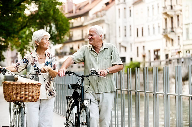istock Senior couple in a city 484331006