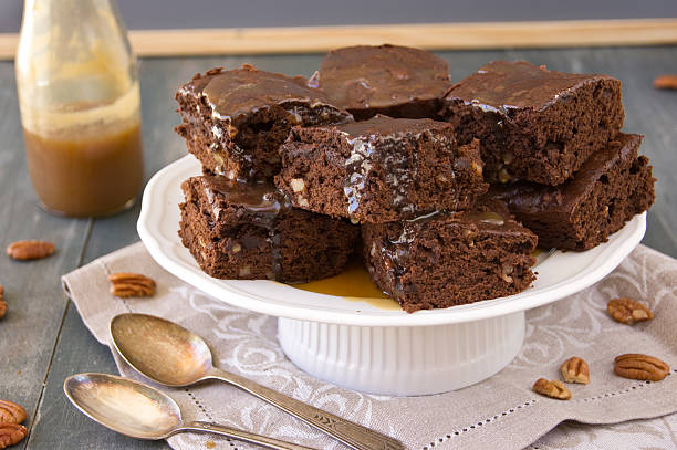 istock Pecan Brownies with Caramel Sauce 484345099
