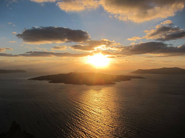 istock Golden Santorini Sunset 484347432