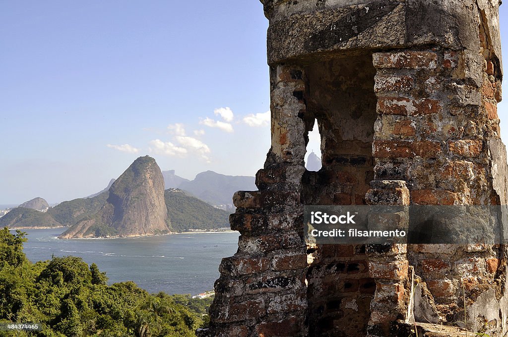 Guardhouse vista sul Pan di Zucchero - Foto stock royalty-free di Acqua