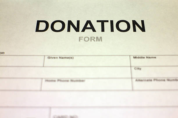 istock Donatiing to Charity 484379710