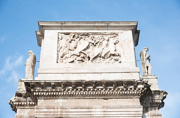 istock Arch Of Constantine, Rome Italy 484385872