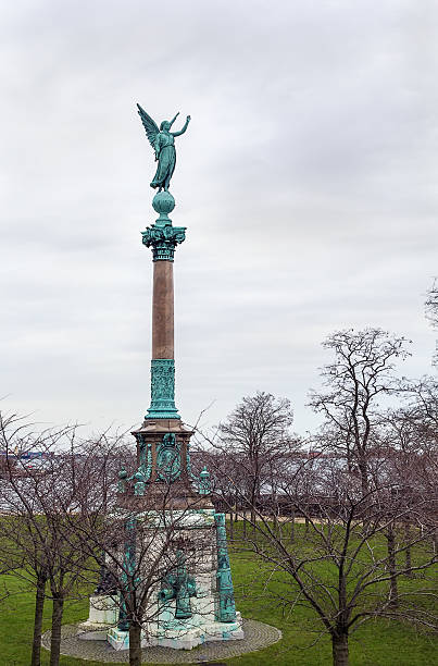 istock Monument to fallen seamen, Copenhagen 484400035