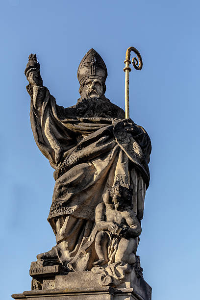 istock Staue on the Charles Bridge in Prague, Czech Republic. 484401761