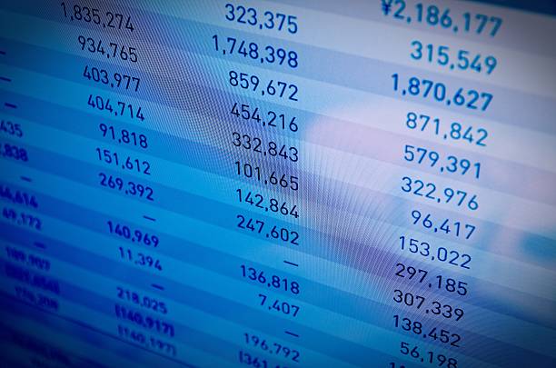 corporate-einnahmen - spreadsheet table banking wealth stock-fotos und bilder