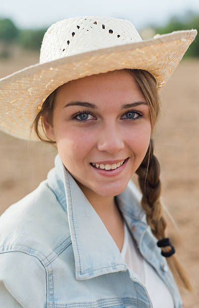 istock Young woman whit hat close up 484412330