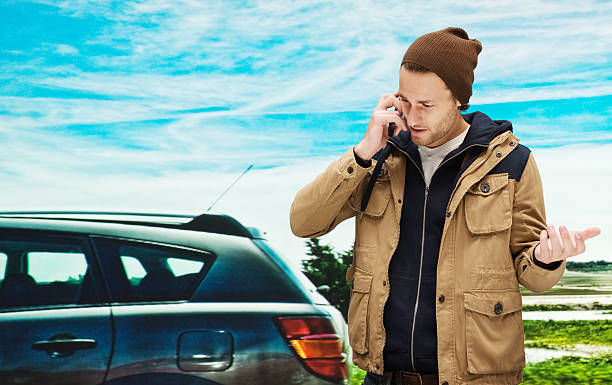 istock Casual man talking on mobile phone 484416918