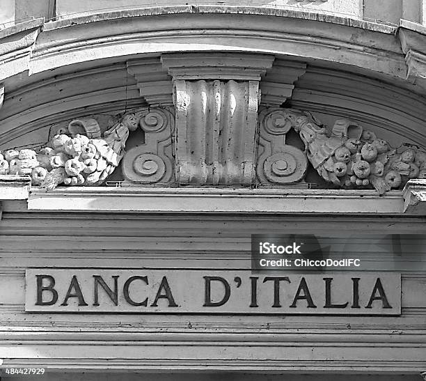 Porta Di Ingresso Principale Della Banca Ditalia - Fotografie stock e altre immagini di Banca - Banca, Italia, Attività bancaria