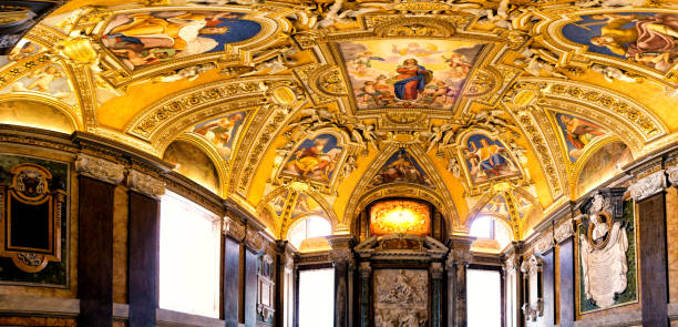 istock Ceiling in Santa Maria Maggiore Basilica, Rome 484446304
