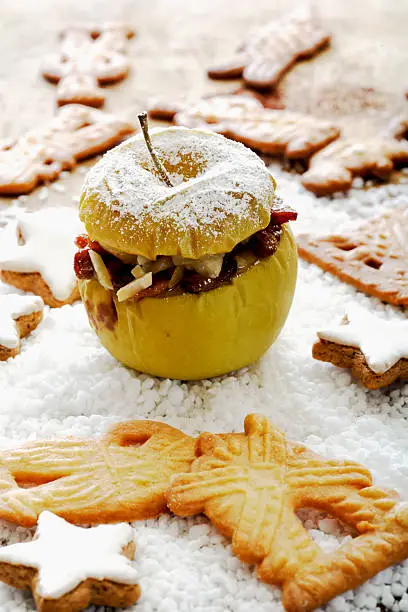Roast apple with cinnamon stars and spekulatius cookies