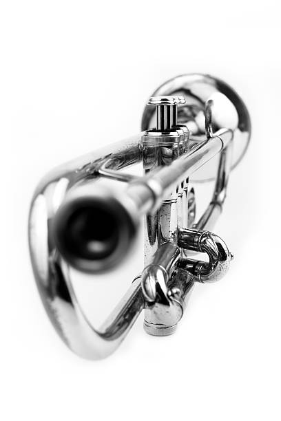 trompete, classic trompete - trumpet valve close up flugelhorn - fotografias e filmes do acervo