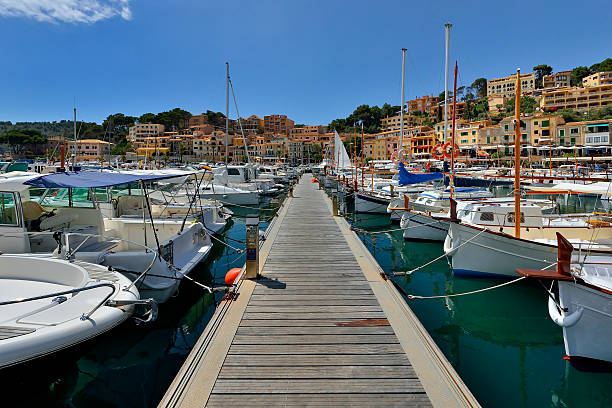 istock Port Sallor Mallorca Spain Europe - marina 484503342