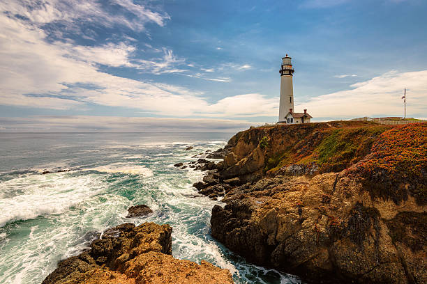 istock California Pigeon point Lighthouse in Cabrillo Hwy 1 484504332