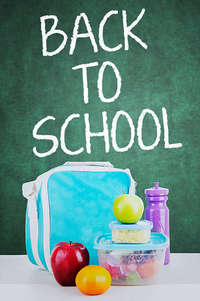 mittagessen für back to school - lunch box child school lunch stock-fotos und bilder