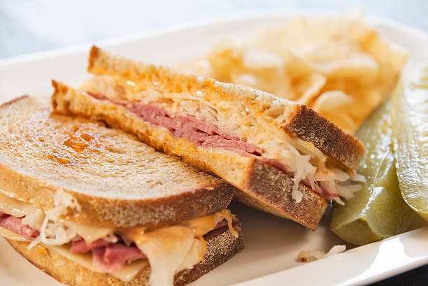 istock Deli style grilled Reuben sandwich 484516379