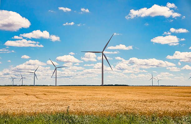 turbine eoliche su prairies - manitoba prairie landscape canada foto e immagini stock