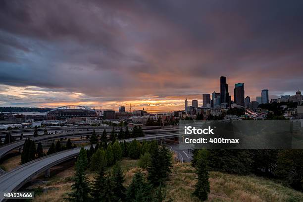 Seattle Skyline Hdr Stock Photo - Download Image Now - 2015, Bright, City