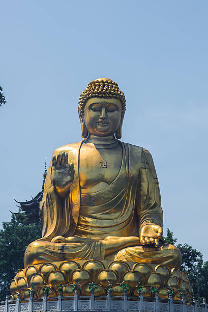 Giant Buddha Gilded Buddha tian tan buddha stock pictures, royalty-free photos & images