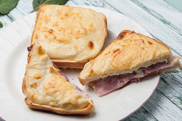 istock Croque-monsieur series 05 484564995