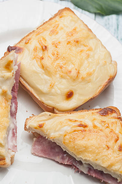 istock Croque-monsieur series 06 484564999