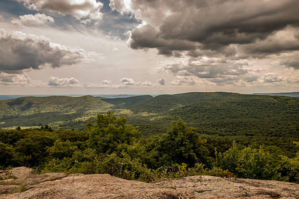 perkens memorial park - bear mountain bridge fotografías e imágenes de stock