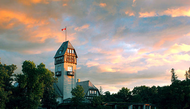 Assiniboine Park A central building in Assiniboine Park, Winnipeg. Photo taken at sunset. winnipeg photos stock pictures, royalty-free photos & images