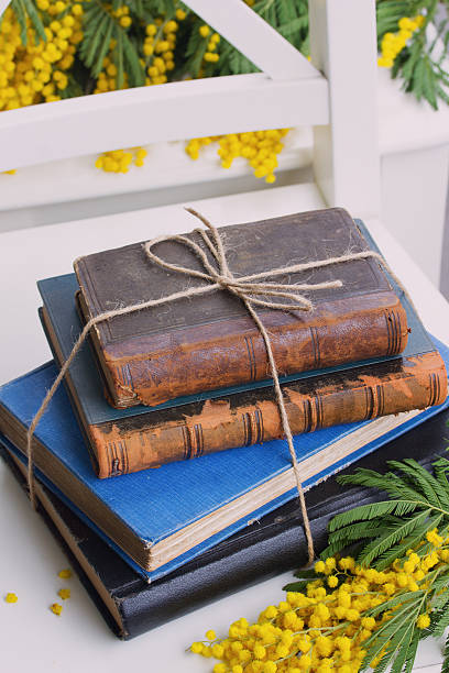 istock pile of old books 484581574