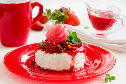 Baked Camembert with strawberry sauce strawberries.