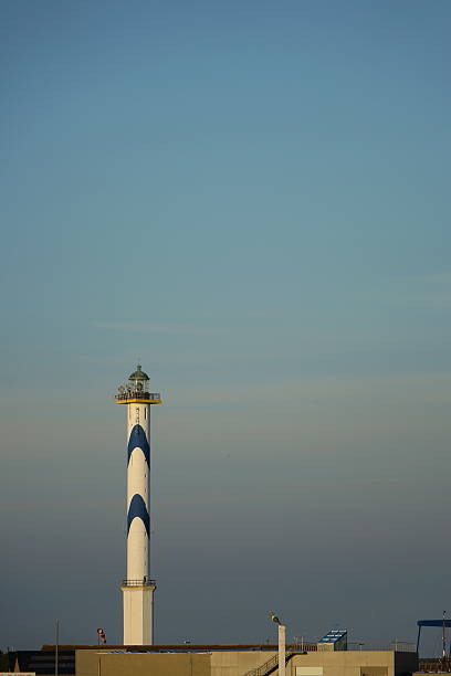 istock lighthouse of Zeebruegge at sunset 484593832