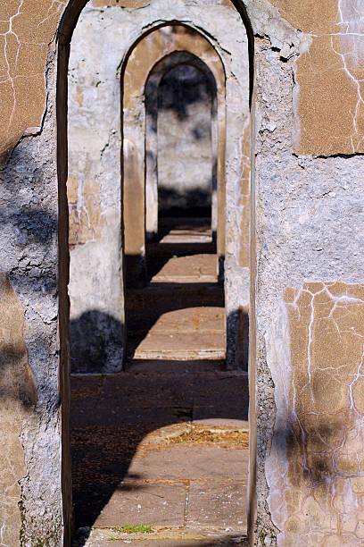 istock Doorways to Doorways 484597080