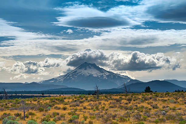 istock Eastside of Mt. Hood 484598418
