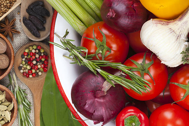istock Fresh crisp vegetables in an enamel bowl 484606809