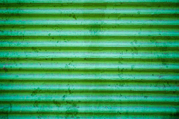 Detalhe da porta verde Ondulado - fotografia de stock