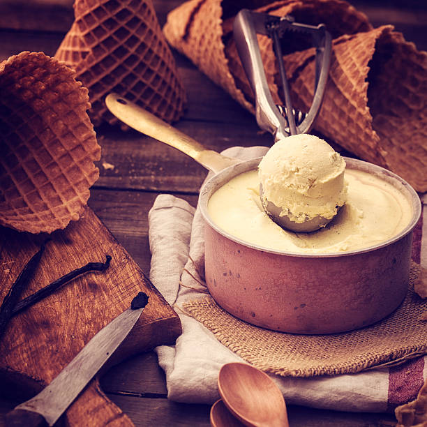 istock Delicious Homemade Vanilla Ice Cream 484622817