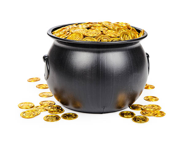 istock Pot of gold coins 484623804