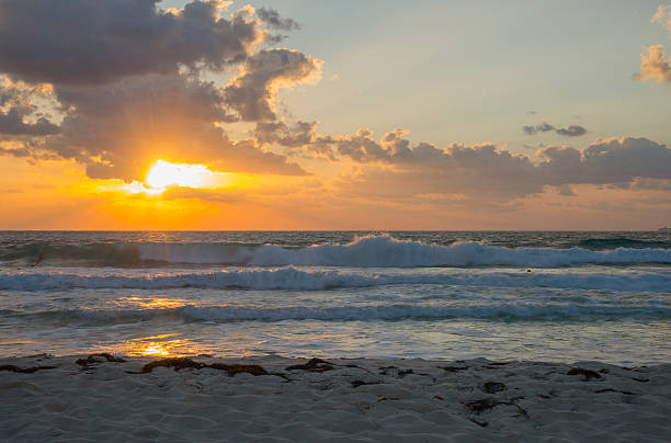 istock Sunrise at the beach 484648803