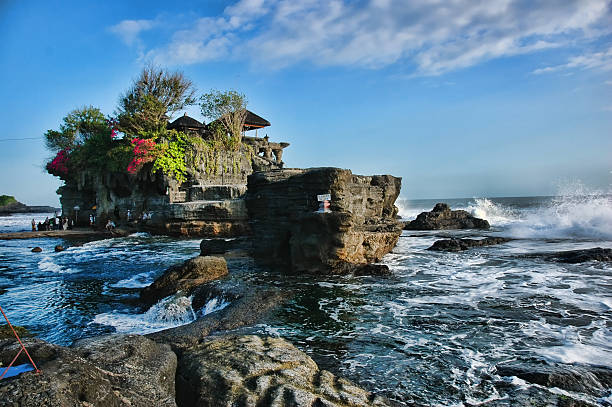 istock Tanah Lot Temple Bali 484650126