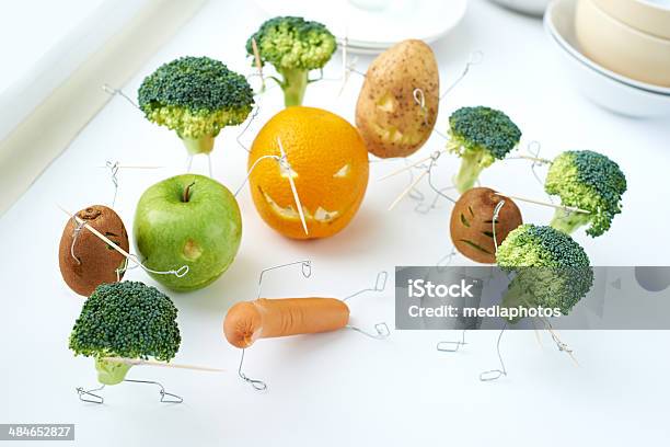 Opfer Von Vegane Speisen Stockfoto und mehr Bilder von Brokkoli - Brokkoli, Gemüse, Kämpfen