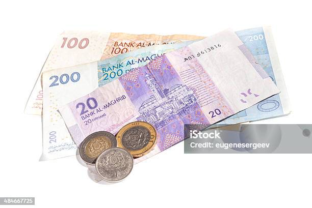 Verschiedene Bunte Banknoten Und Münzen Marokkanische Geld Isoliert Stockfoto und mehr Bilder von Marokkanische Währung