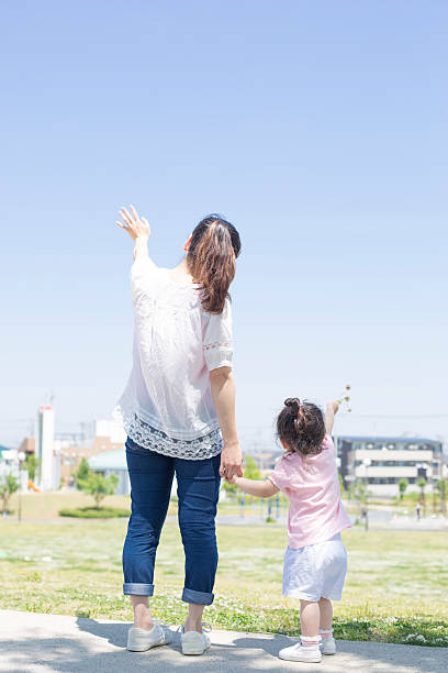 istock Mother and daughter 484669824