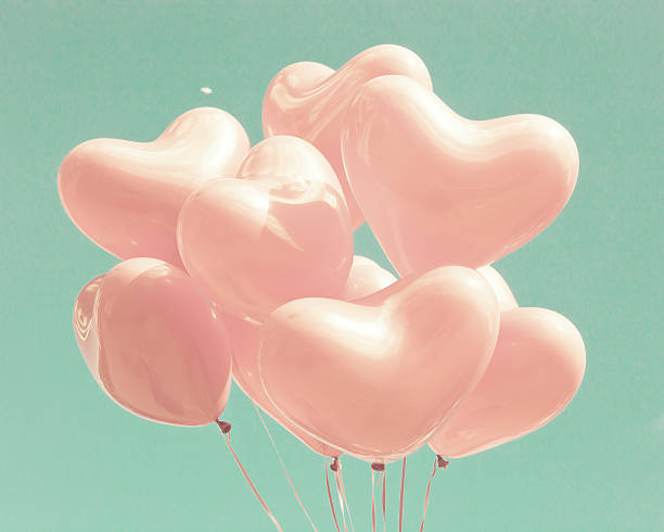 istock Bunch Of Balloons 484671927