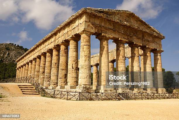 Templo Grego Na Cidade Antiga De Segesta Sicília - Fotografias de stock e mais imagens de Segesta - Segesta, Antiguidade, Arqueologia