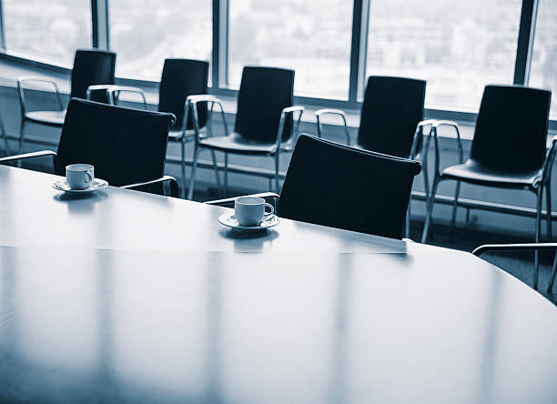 istock Meeting room with coffee cups 484703234