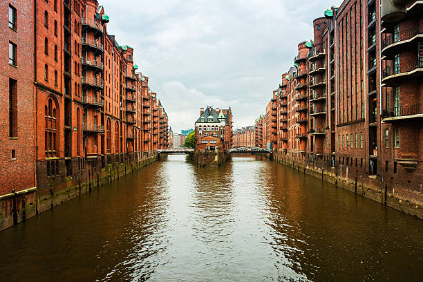 istock Speicherstadt in Hamburg 484705738