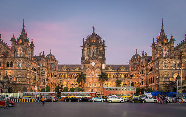 chhatrapati shivaji terminus - bombaim - fotografias e filmes do acervo